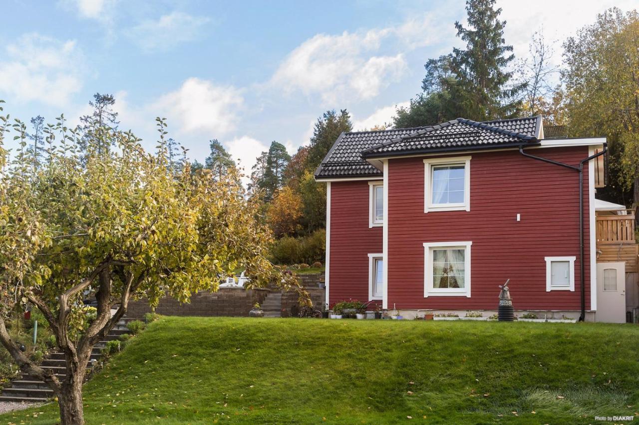 Charming Apartment In A Red House In Estocolmo Exterior foto